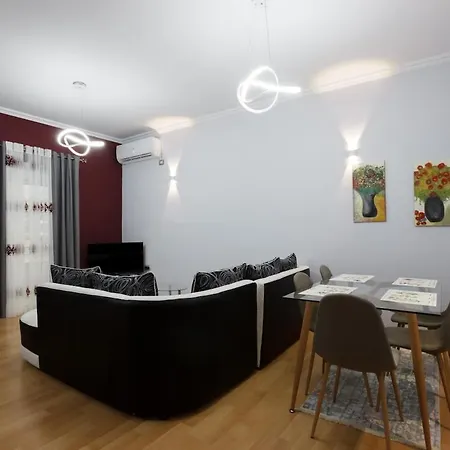 アパート Spacious Modern Apartment With Stunning Town Views